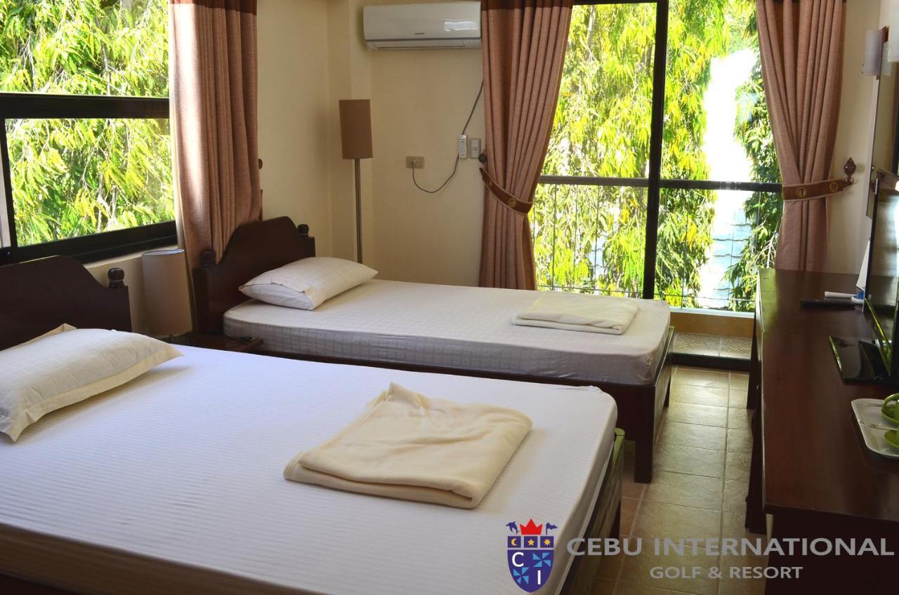 Cebu International Golf And Resort Badian Εξωτερικό φωτογραφία